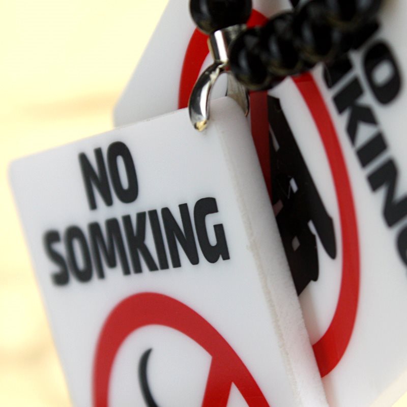 JDM Acrylic Car Pendant NO SMOKING NO DRINKING Warning Sign Car Charm Rear View Mirror Accessories Dangling Beaded Auto Decor