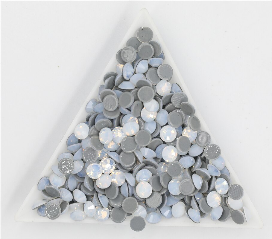 Ss3-ss30 witte opaal kristallen nagelversieringen met hotfix strass steentjes , 3d platte glazen hotfix strass steentjes voor kleding