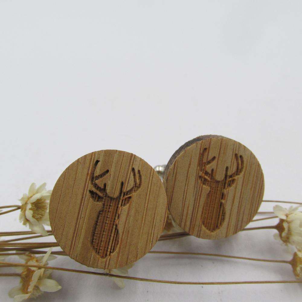 Moda Abotoaduras Para Os Homens de Madeira Dinossauro Animal Cervos Lobo Bat Cuff Link Acessório Do Casamento