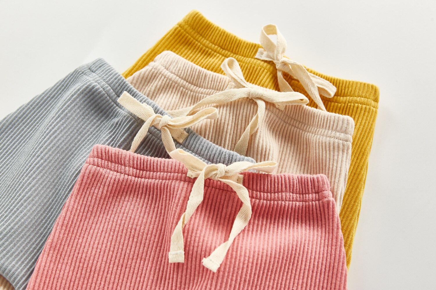 Höst flickor leggings randiga baby ribbad leggings pojkar barn fritidsbyxor babykläder choldren byxor