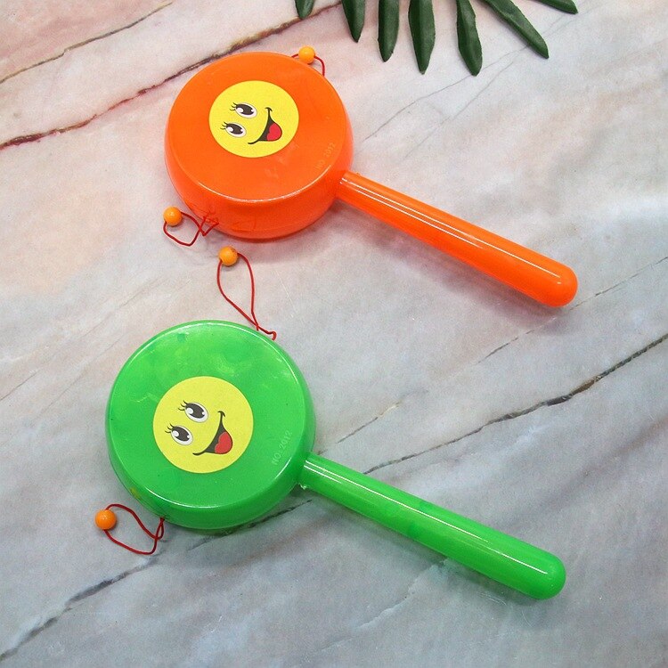 CHILDREN'S Cartoon Light Included Rattle Color Plastic shou yao gu 2 Yuan Shop