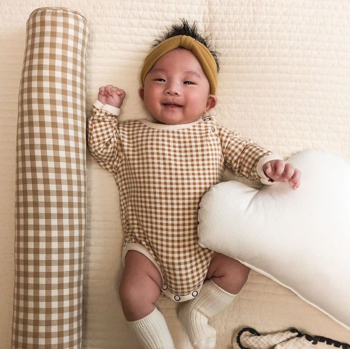 Protector de cuna extraíble para niños, cómoda almohada a cuadros de algodón para recién nacidos, parachoques de cuna, cerca de cama antipatadas