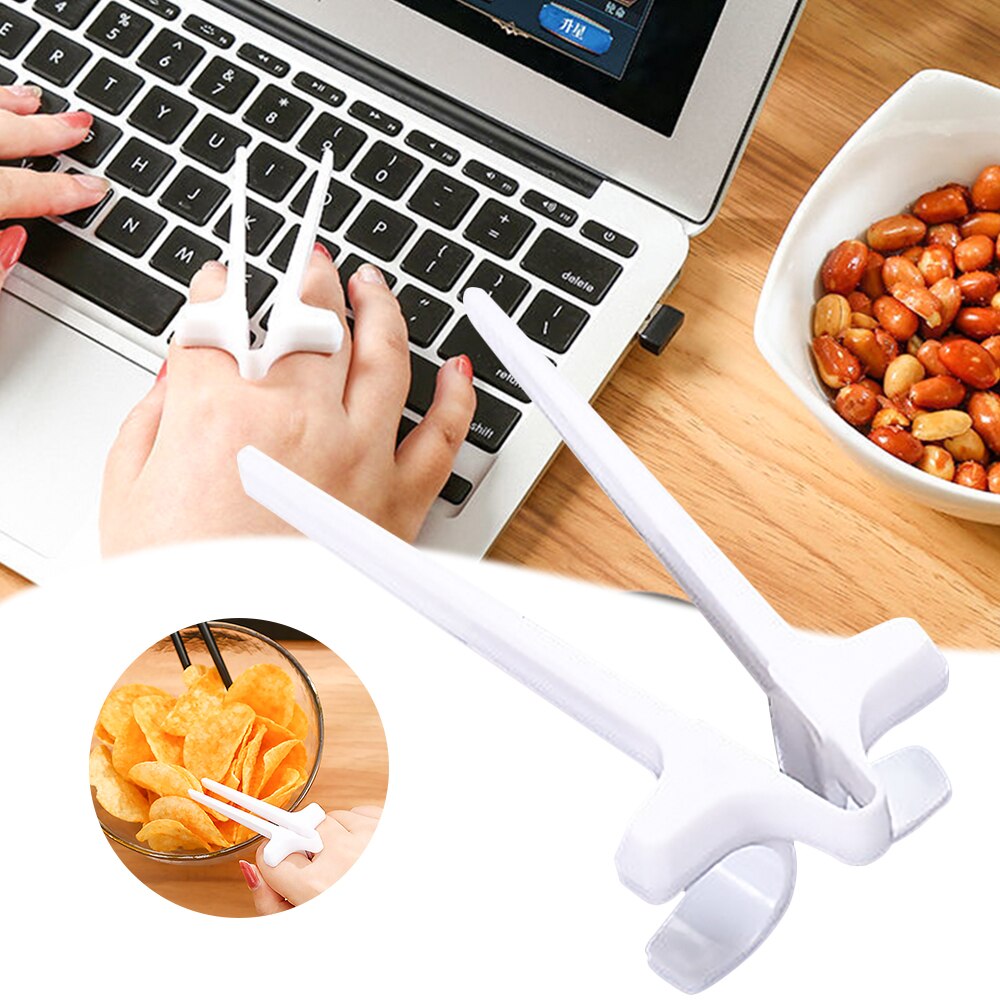 Snack finger spisepinde bærbar kartoffel chip tang salat mad klip let at betjene ikke snavset hånd doven spisepind værktøj: Hvid