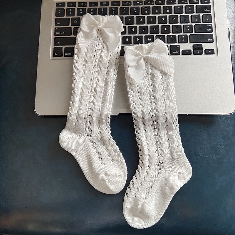 freundlicher Socke BöGen königlich Stil Mädchen Knie Hohe Socken Baby Kleinkind Bowknot in Rohr Socken freundlicher Aushöhlen Socke Süssigkeit Farben