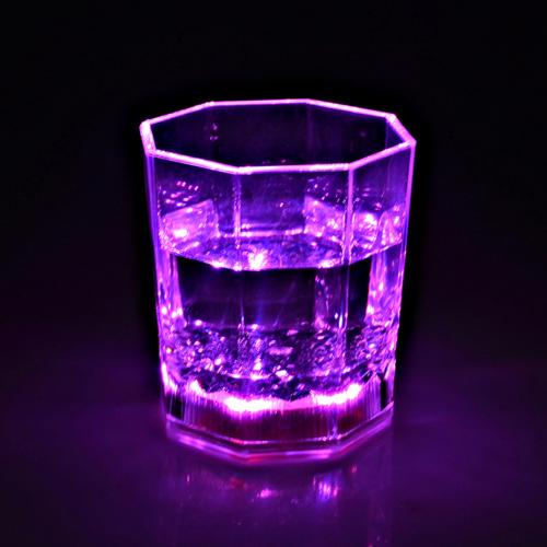 LED Light Up Color Change Water Activated Beer Octagonal Cup Mug Party Prop Colorful glowing octagonal wine glass bar beer glass: Purple 