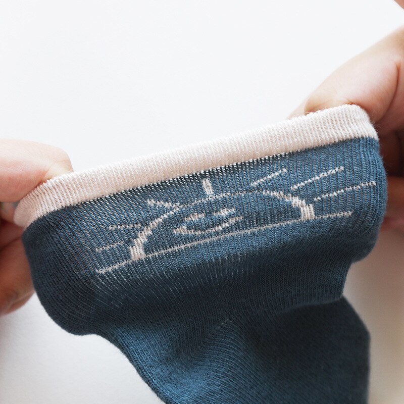 5 pares / lot Meias bebê Outono-Inverno do bebé da menina Meias para o infante da criança dos desenhos animados Cotton animal listrado Sock sokken