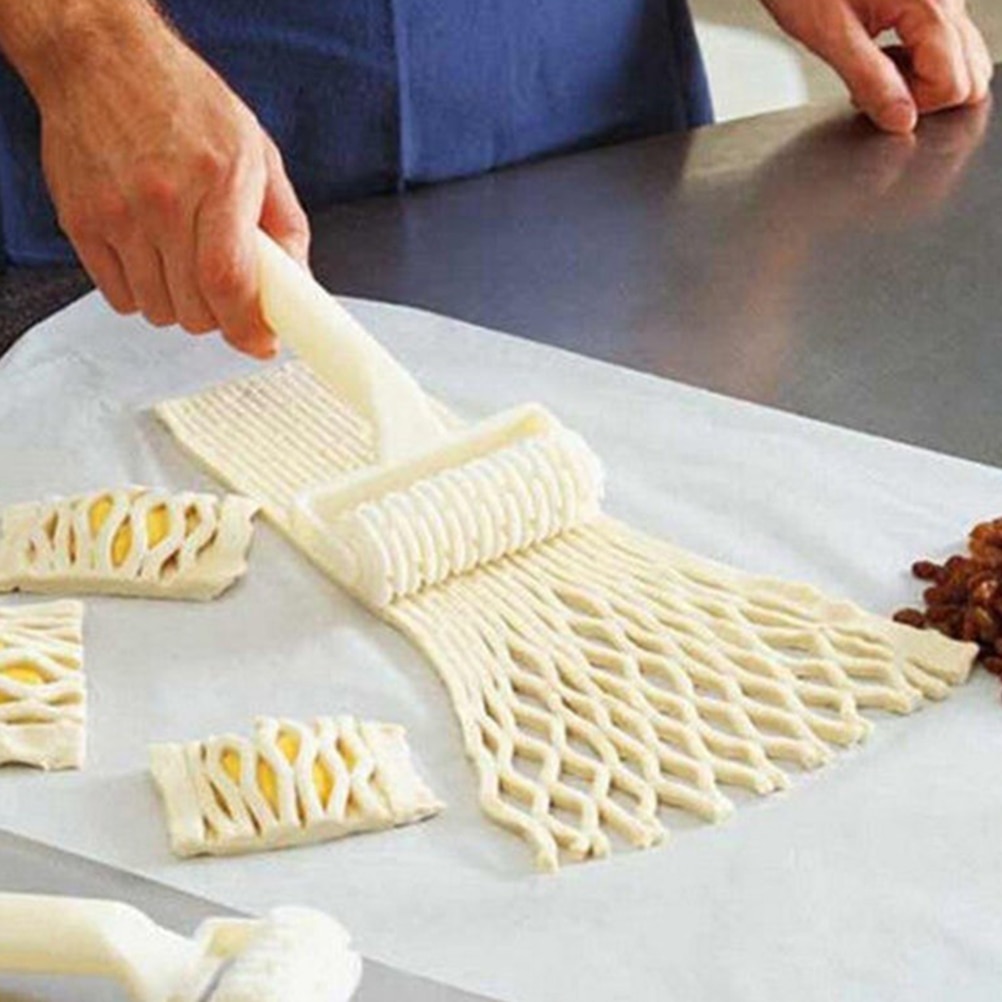 Plastic Pizza Roller Mes Pie Slicer Tool Met Wiel Bakken Tools Gebak Embossing Sterven Deeg Lattice Cutter Gebak