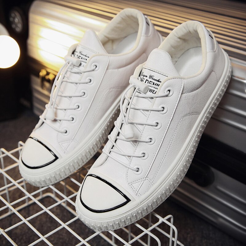 Qwedf mænd fritidssko pu læder sneakers mænd lejligheder vulkaniserede sko udendørs zapatos de hombre sort  a8-102