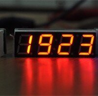 Mini 3 in 1 bil elektrisk ur termometer voltmeter led display digital timer voltmeter interiør elektronisk tilbehør: Rød