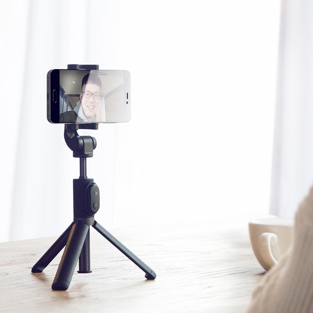 Xiaomi-trípode/palo Selfie plegable con Bluetooth y botón inalámbrico para teléfono inteligente, Compatible con Android e iOS,