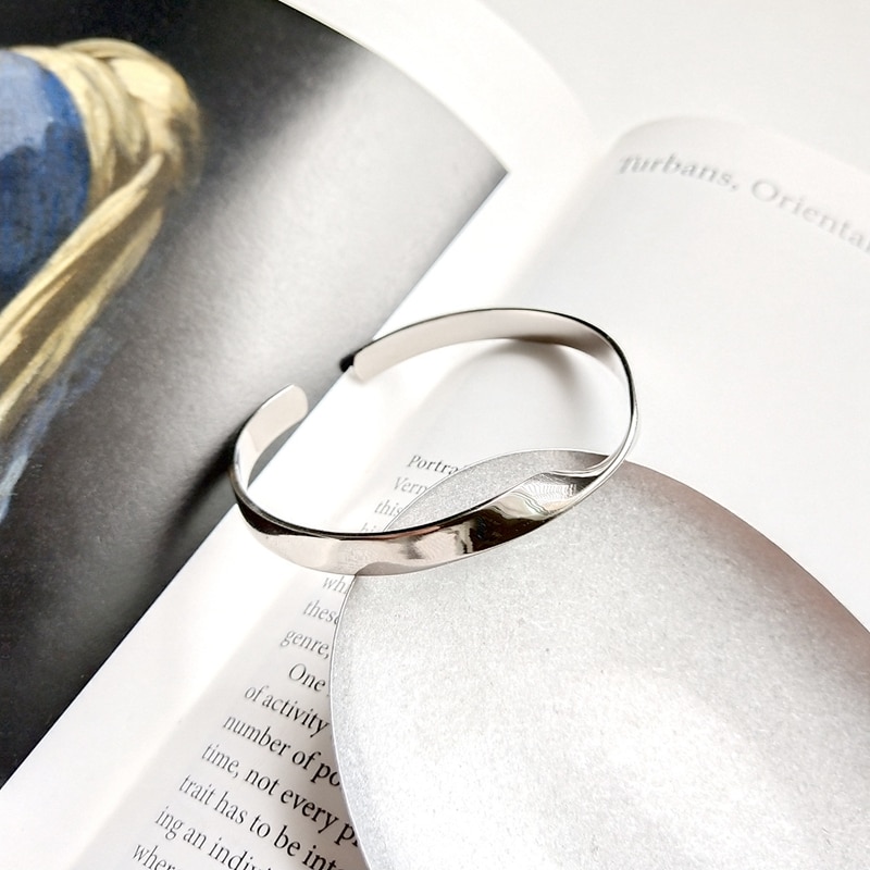 LouLeur 925 sterling silber Mobius armreifen silber verzerrung offene einstellbare armreifen für frauen edlen schmuck