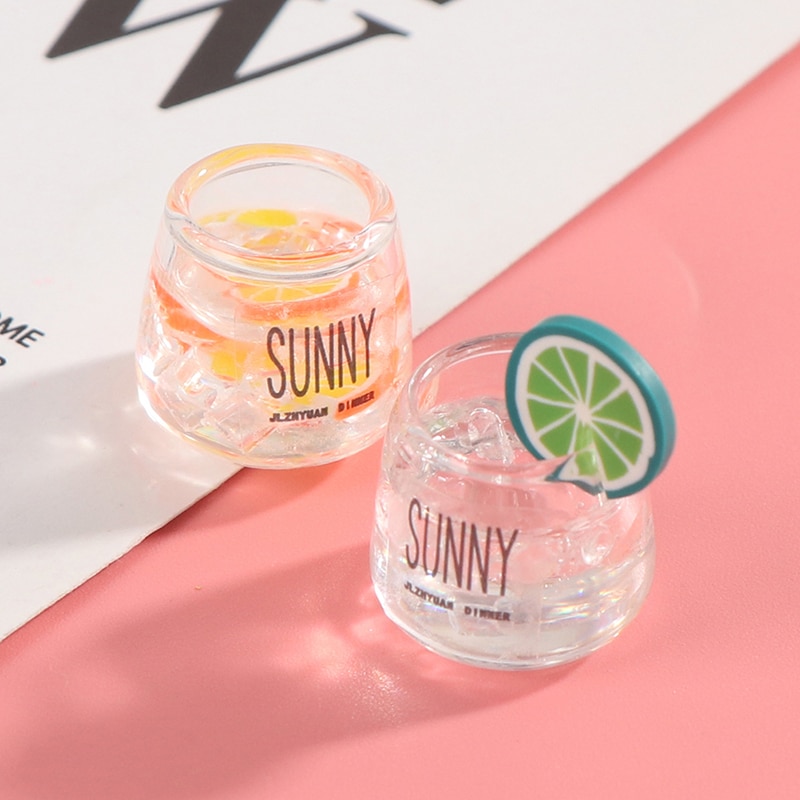 1Pc 1:12 Miniatura casa delle bambole di Ghiaccio Tazza di Acqua mini Casa di Bambola Accessori per la Cucina di Nuovo ~