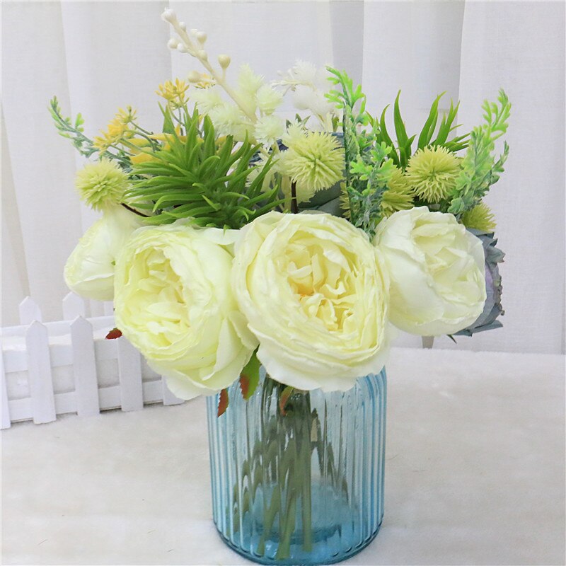 High-grade artificial flower European Bridal bouquet Rose plants home decoration wedding props ranunculus flower Girlfriend