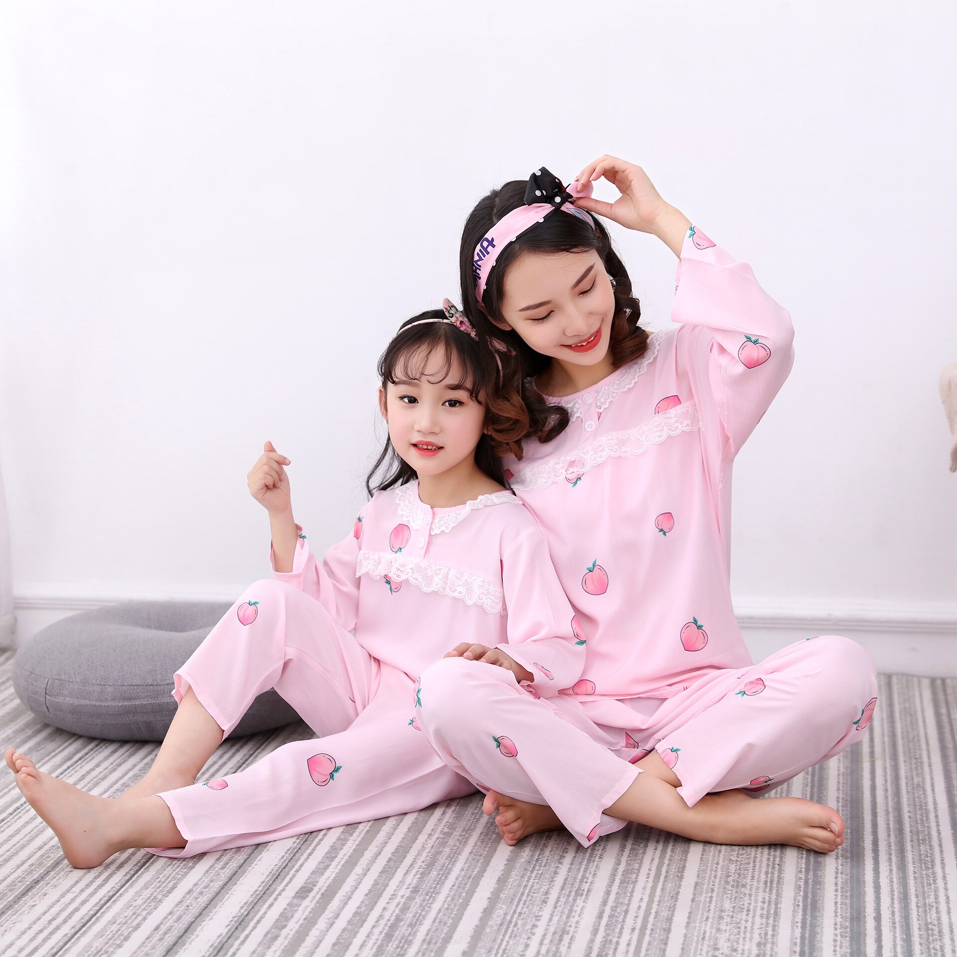 Spring and Summer Family Matching Pajamas Mom Daughter Outfits Sleepwear Long Sleevs Shirts+pants 2pcs/set Twins Baby Clothing: 2 / kid height 95-100cm