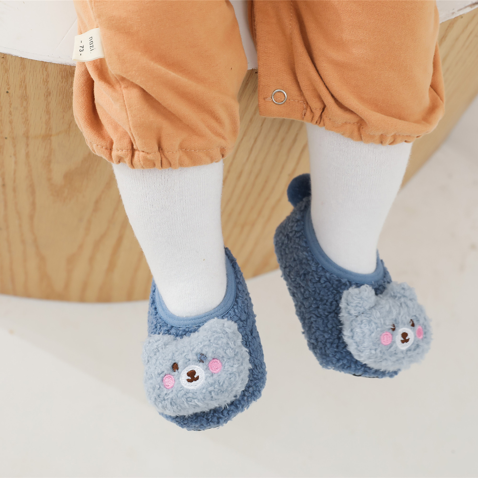Pantoufles antidérapantes pour bébés filles et garçons, chaussures de berceau, épaisses, dessin animé 3D, pour l'intérieur, pré-marche, automne et hiver: Bleu / 13-18 mois