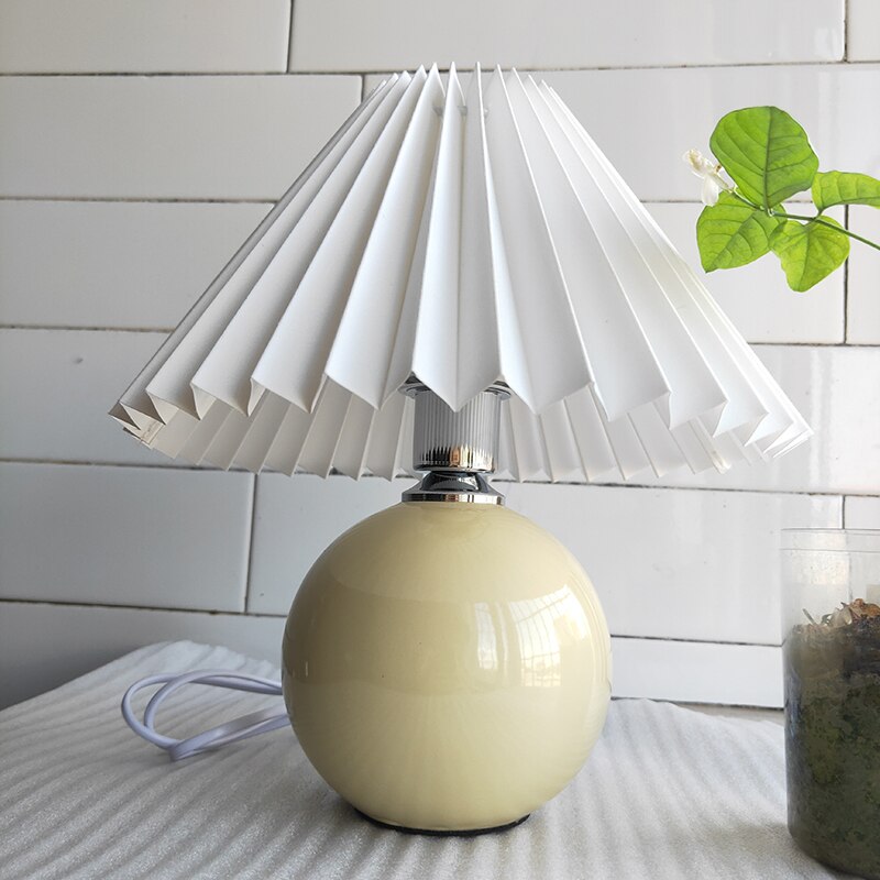 Koreansk plisseret bordlampe ins diy keramiske bordlamper til stuen boligindretning sød lampe med trefarvet led pære ved siden af lampen