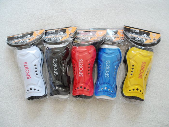 19 centimetri Professionale di Calcio stinco guardia Leggero Calcio stinco Protezione di Plastica Parastinchi pad