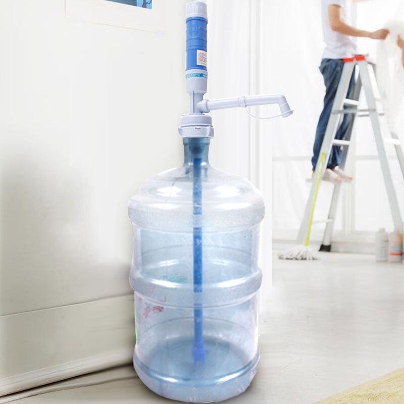 Elektrisk batteridrevet pumpe praktisk dispenser drikkevannspumpe på flaske med trykkbryter 0.9-1.0 gallon/min