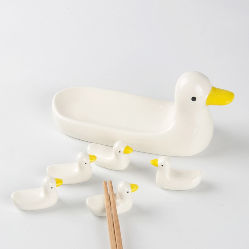 1 Uds. Soporte para palillos chinos de cerámica con patito bonito