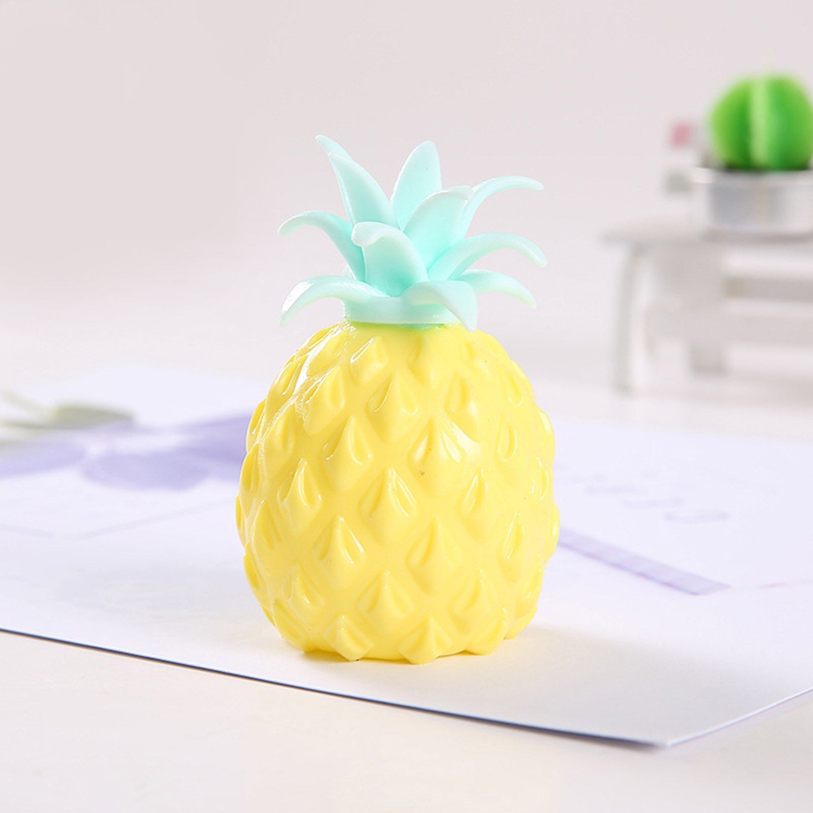 1Pc Ananas Stress Druif Bal Grappige Gadget Decompressie Speelgoed Voor Kinderen Stress Autisme Hand Pols Squeeze Speelgoed 1.97x3.15inch