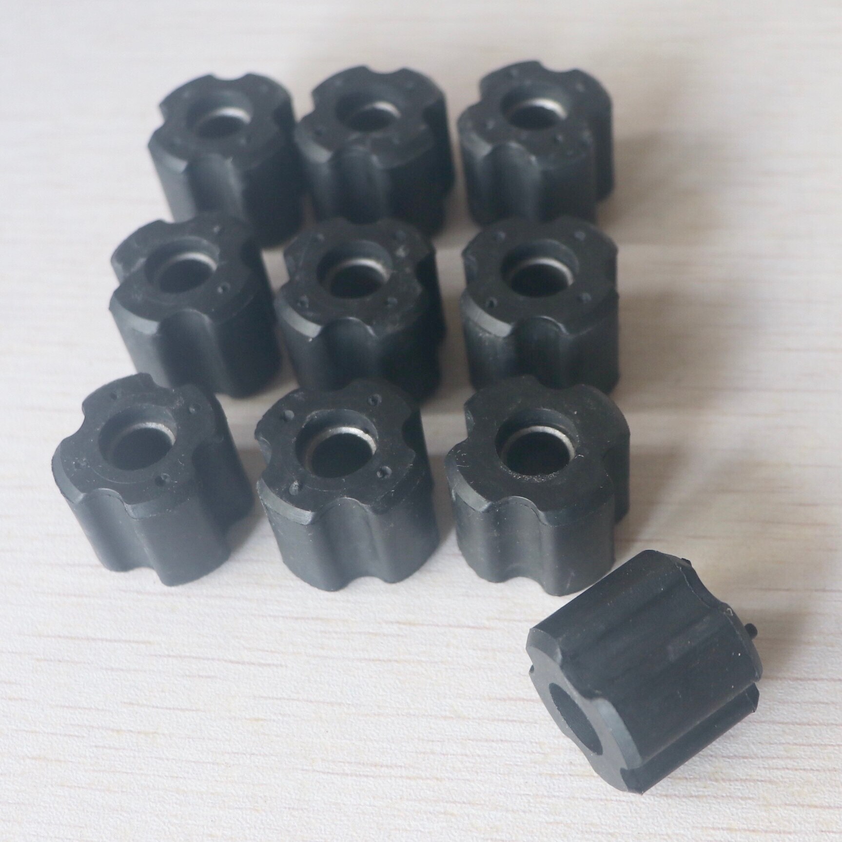Buje de rodamiento de aceite del eje de la desbrozadora, diámetro exterior de 23,5mm/24,5mm/25,5mm, diámetro interior de 8mm, tubo de 26mm/28mm, 10 piezas