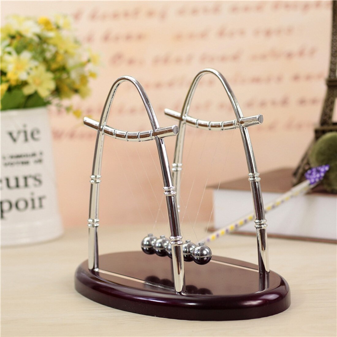 Arc Shaped Newton Cradle Balance Ball Science Puzzle Fun Desk Toy for Stress Reliever