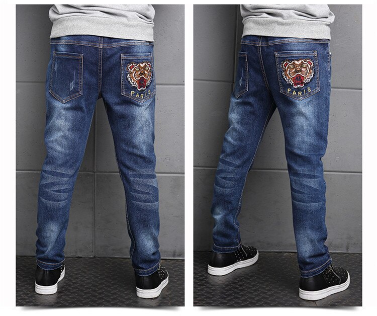 Crianças meninos jeans roupas de bebê calças clássicas crianças denim roupas casuais bowboy calças compridas bordado padrão de cabeça de tigre
