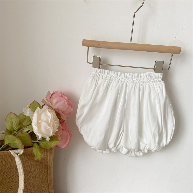 2022 Spring Summer New Korean Girls Cute Bud Pumpkin Pants Children&#39;s Lantern Solid Color Shorts: White / 80cm