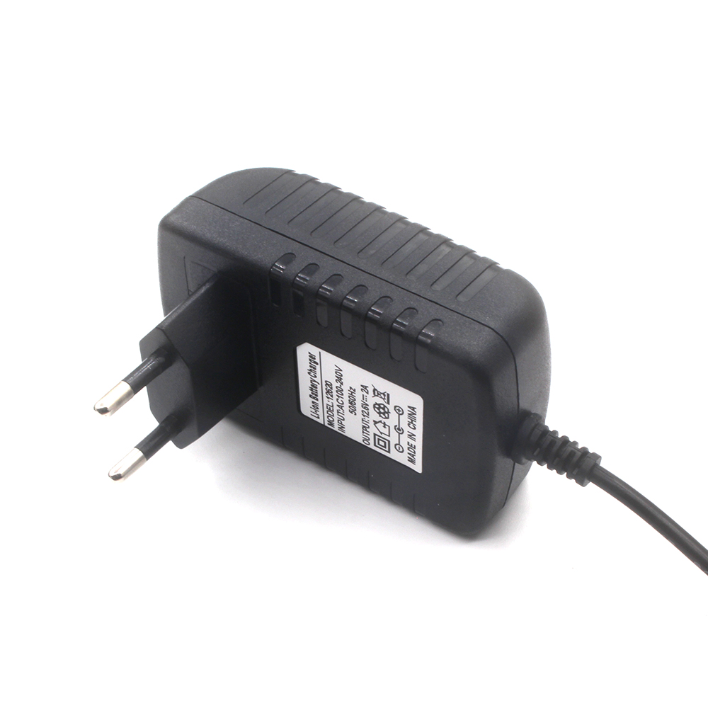 DC Power 21V 2A 18650 Lithium Battery Charger 18V 0.5A 1A 2A 4 Series Li-ion Battery Pack 5.5mm x 2.1mm With clip