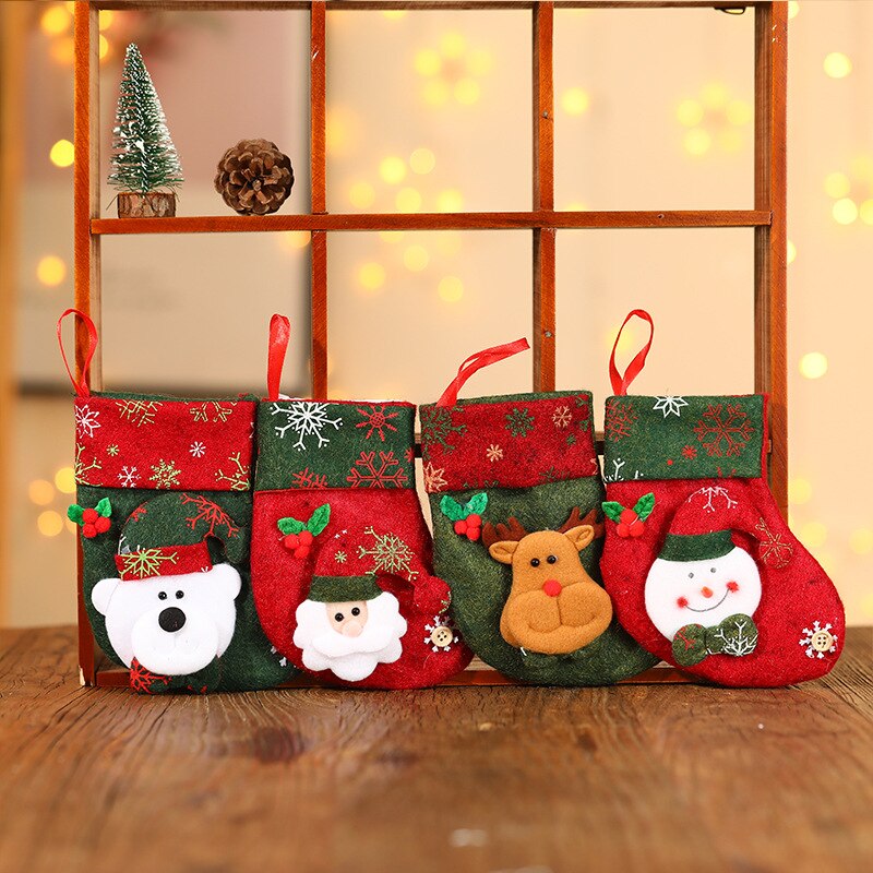 4 teile/los Weihnachten socken tasche anhänger freundlicher Süssigkeit tasche Karikatur kleine socken tasche ornamente: Licht Grün
