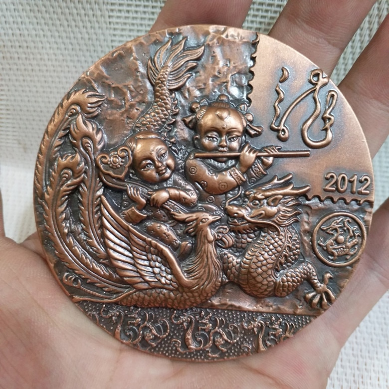 Zodiac drake bronsmedalj märke präglad drake rygg drake och phoenix chengxiang ren koppar staty