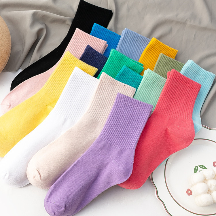 Damensocken aus 100er Baumwolle, modischer Trend, einfarbige Damensocken, Damensocken aus reiner Baumwolle, fröhliche Mädchensocken, kurze Besatzung-Söckchen
