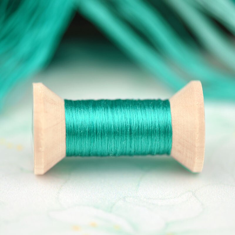 Hand-embroidered embroidery thread / silk thread / wrapped silk silk embroidery thread / spool / viridity: 4