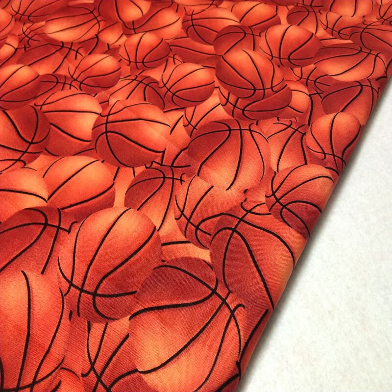 100%  almindeligt bomuldsbrunt basketballtrykt stof sportsstof patchwork kjole klud ornament
