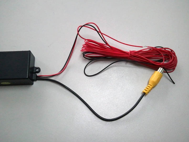 camera switch. two way car camera video switch,Input VCD/DVD/MP4/parking sensor / rear view camera,Intelligent video switcher