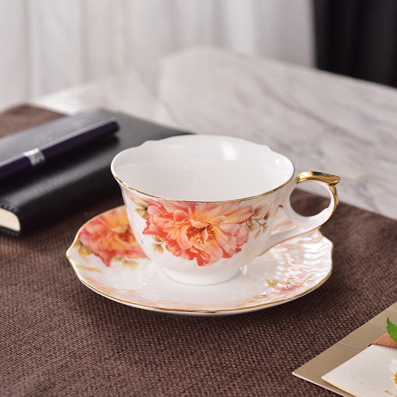 Enkele Nordic Koffiekopje Schotel Lepel Set Bone China Britse Cafe Porselein Thee Cup Geavanceerde Tasse Een Cafe Keramische Theekopje EE50BD: D