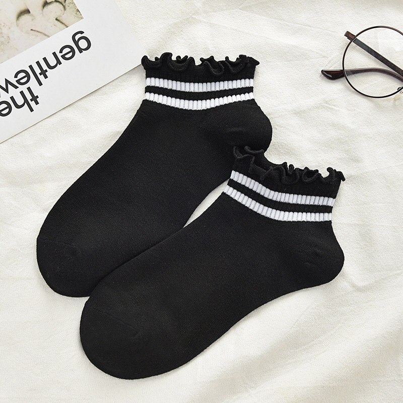 women cotton cusual White Black socks Girls cute crimped ankle socks Stripes Dots Heart short Socks 34-40: Double-Stripes Black