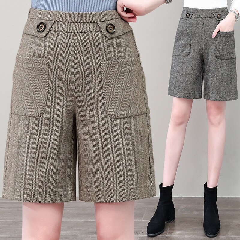 Big Size 4XL Women's Knee Length Woolen Shorts Autumn Winter Wool Wide Leg Plaid Shorts Casual Warm Pantalones Cortos