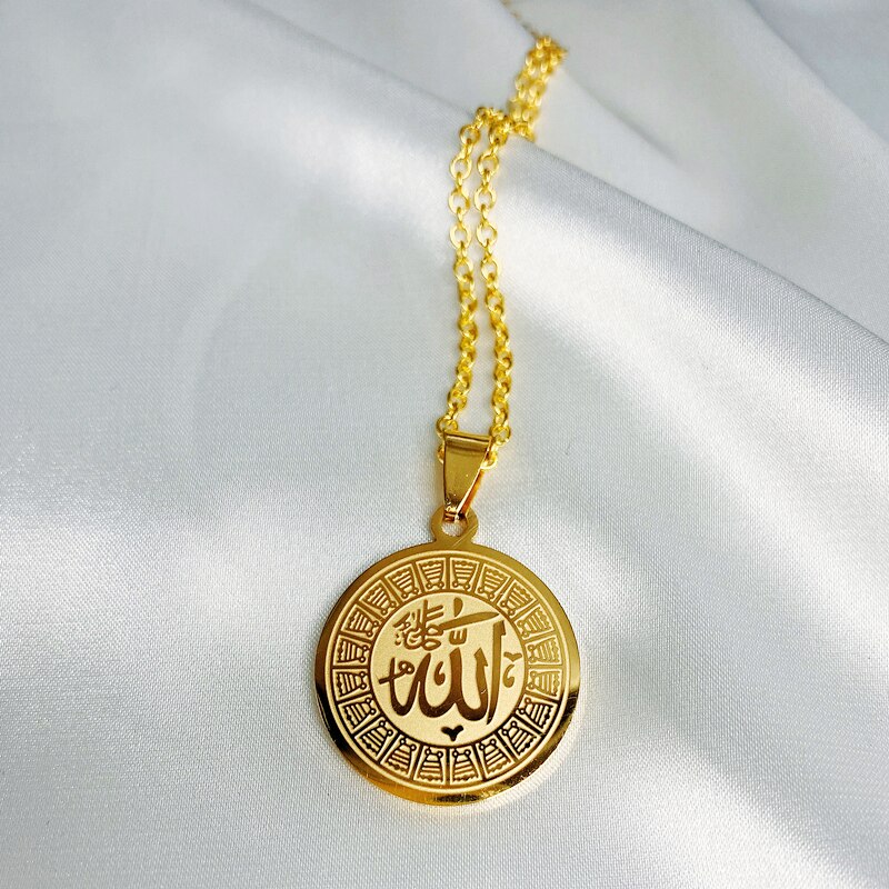 Klassiskt muslimskt allah hänge halsband lämpligt för män och kvinnor islamisk amulett rostfritt stål vattentäta smycken: Al5865- guld