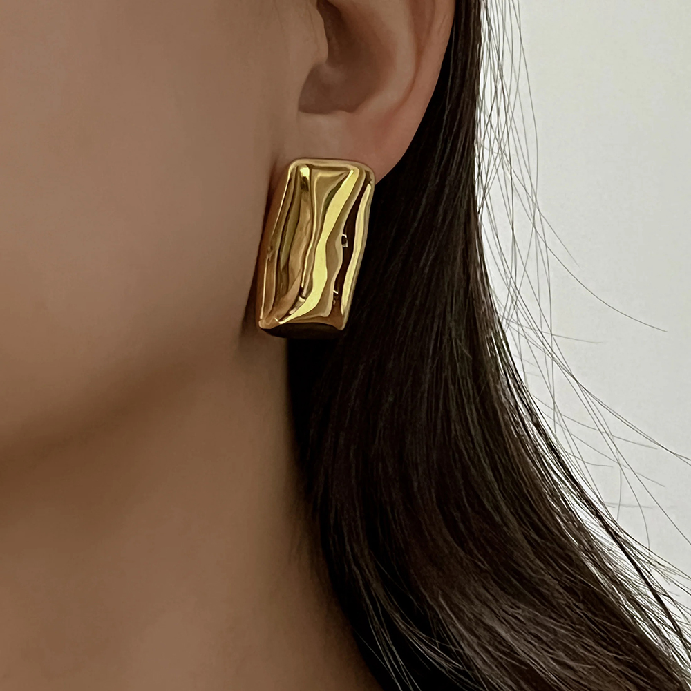 Pendientes geométricos con textura de acero inoxidable para mujer, aretes con nudo torcido chapado en oro de Metal liso, joyería Vintage llamativa