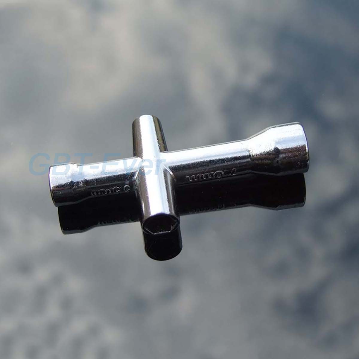 1 Stück Kreuz schlüssel Modell auto Werkzeuge 4mm 5mm 5,5mm 7mm Modell auto Kreuz schlüssel Steckschlüssel zum Entfernen der Reifen mutter