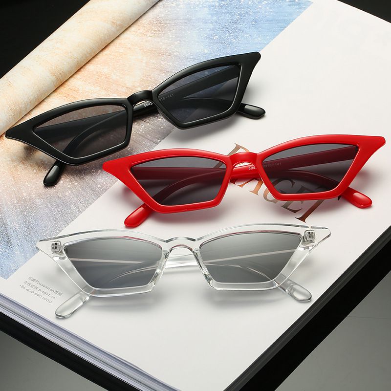 Gafas de sol con forma de ojo de gato para mujer, Estilo Vintage femeninos de anteojos de sol, con montura pequeña, UV400