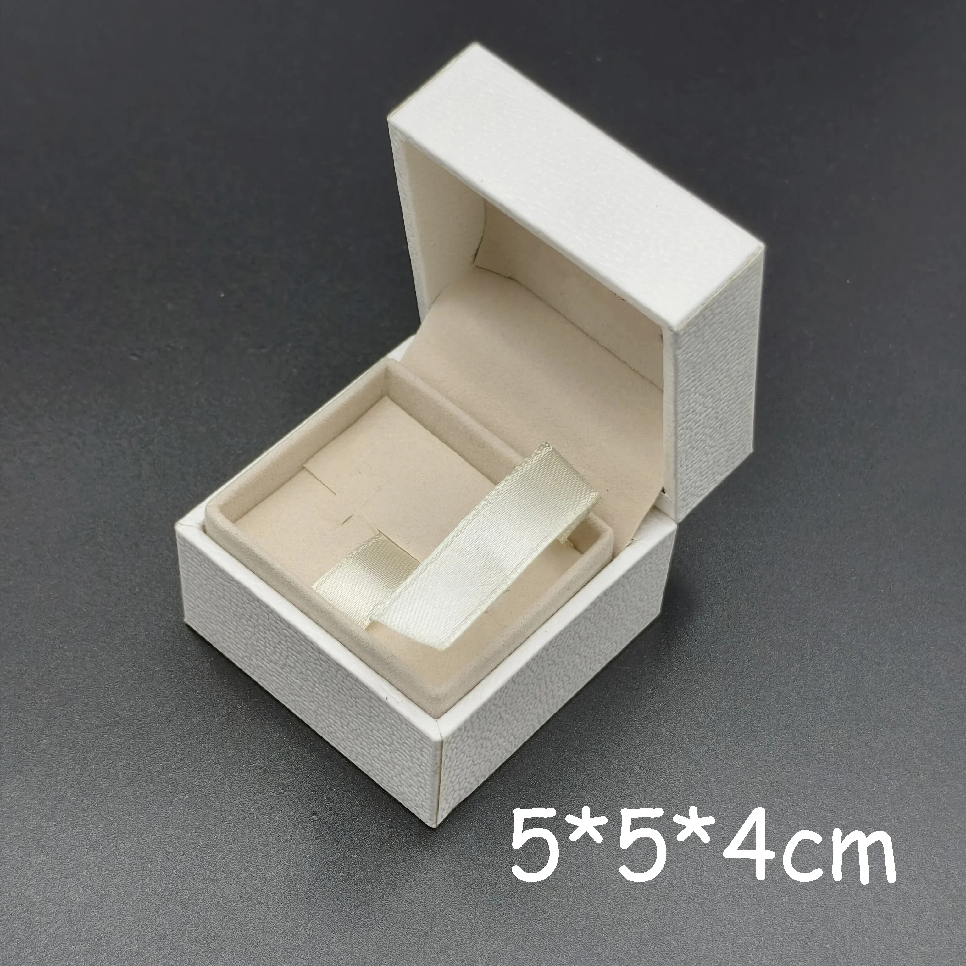 Accessoire chat Nouvelle boîte à bijoux rose, extractible, extérieur blanc, intérieur rose, bague, collier, bracelet, boucles d'oreilles, boîte d'emballage: Rouge