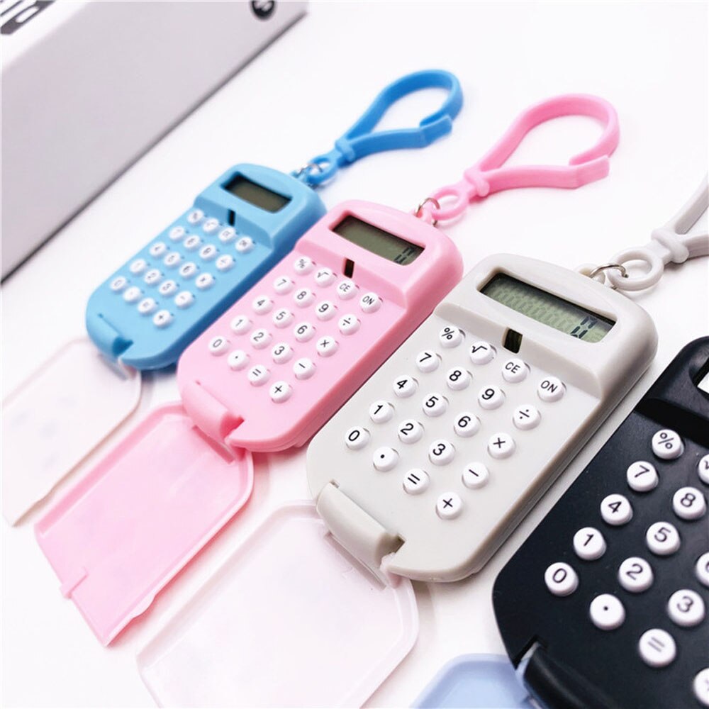 Kawaii Mini Calculator Pocket Size 8 Cijfers Display Cartoon Leuke Creatieve Sleutelhanger Rekenmachine Briefpapier Berekenen Tool