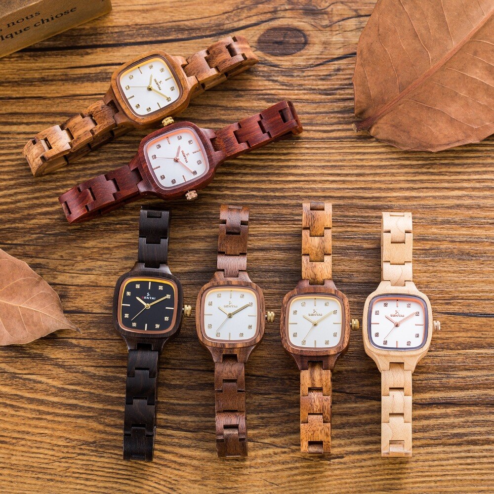 Luxe Houten Horloge Voor Vrouwen 100% Natuurlijke Rode Sandelhout Horloge Met Mode Vierkante Wijzerplaat Hout Horloge Analoog Quartz Horloges