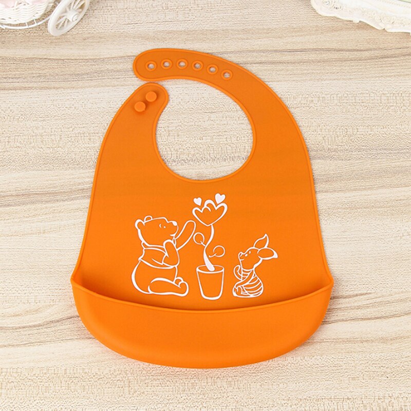 Cartoon Drucke Kinder Silicon Lätzchen Baby Lätzchen Kinder der Sommer Einstellbar Wasserdicht Bib Baby Fütterung Werkzeuge Jungen Mädchen Lätzchen schürze