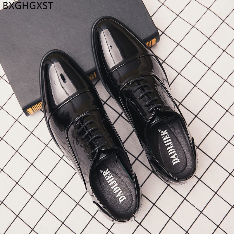 En Cuir verni Chaussures Hommes Chaussures Habillées Élégantes pour Homme 2022 Noir Chaussures De Mariage Mariée Chaussures Homme Cuir 남성 로퍼 جزم رجالي ماركة