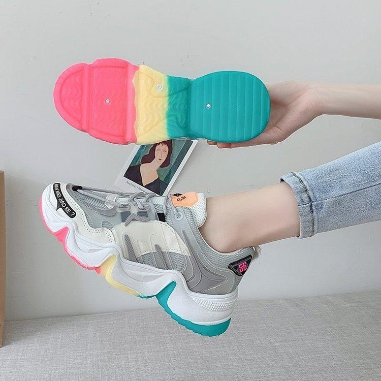 Nausk kvinder platform sko kvinder flade casual sko regnbue jelly sål behagelige åndbare sneakers sko
