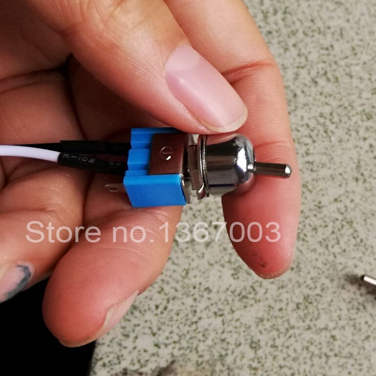 3pcs AC 3A, 110v/220v CE certification, 2 Position Latching Toggle switch Interruptor on-off Slide Switch: Have a hat