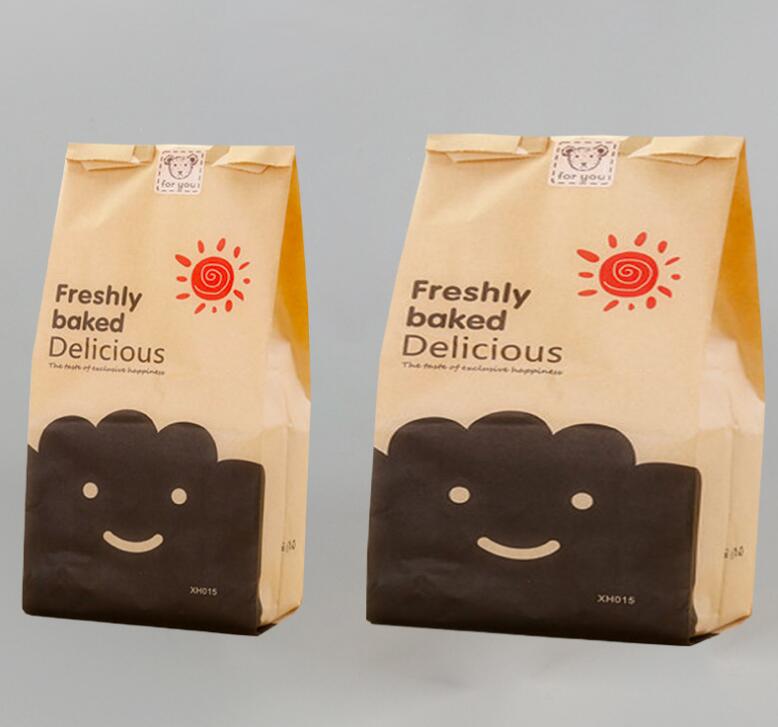 LBSISI Leven Kraft Brood Papieren Zak Met Venster Voorkomen Olie Liefde Toast Bakken Papieren Zak Takeaway Voedsel Hand Gemaakt Pakket tassen: Smile / 21x32x9cm